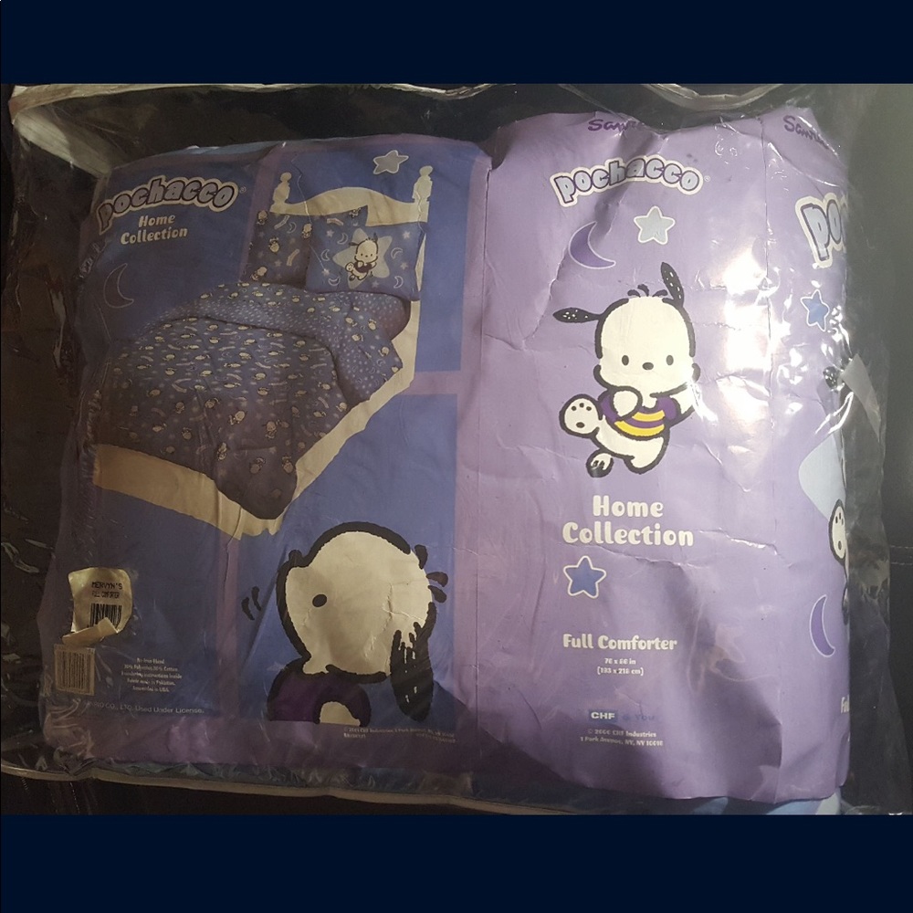 LOOKING4 POCHACCO Moon and Stars Comforter